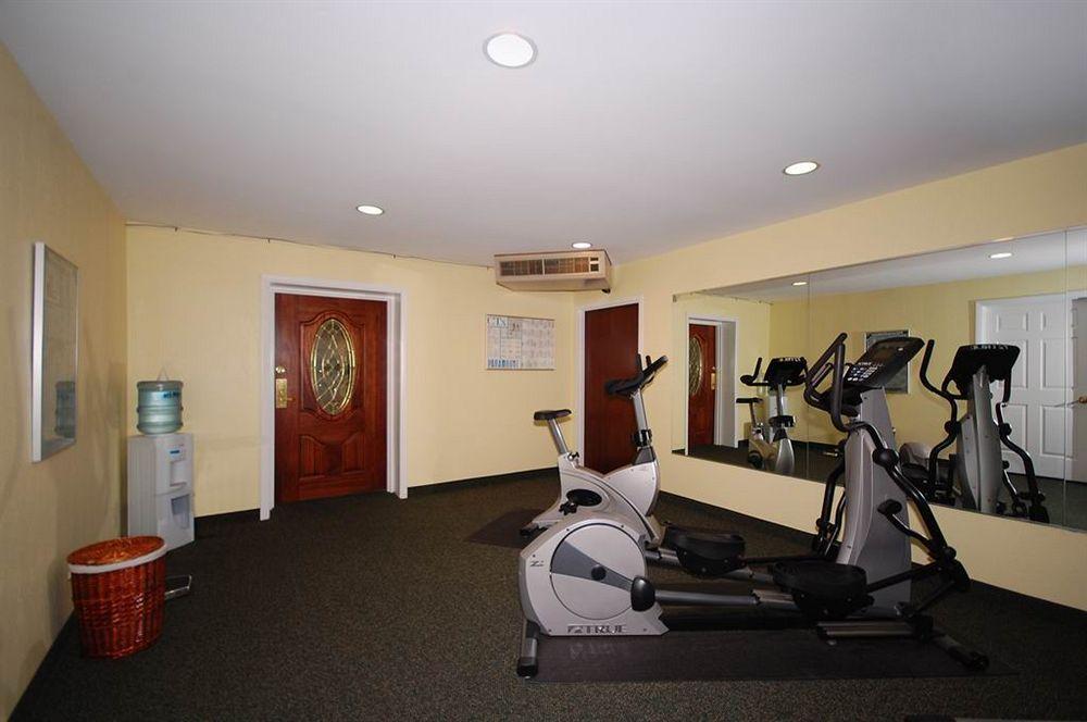 Best Western Plus, The Inn At Hampton Esterno foto