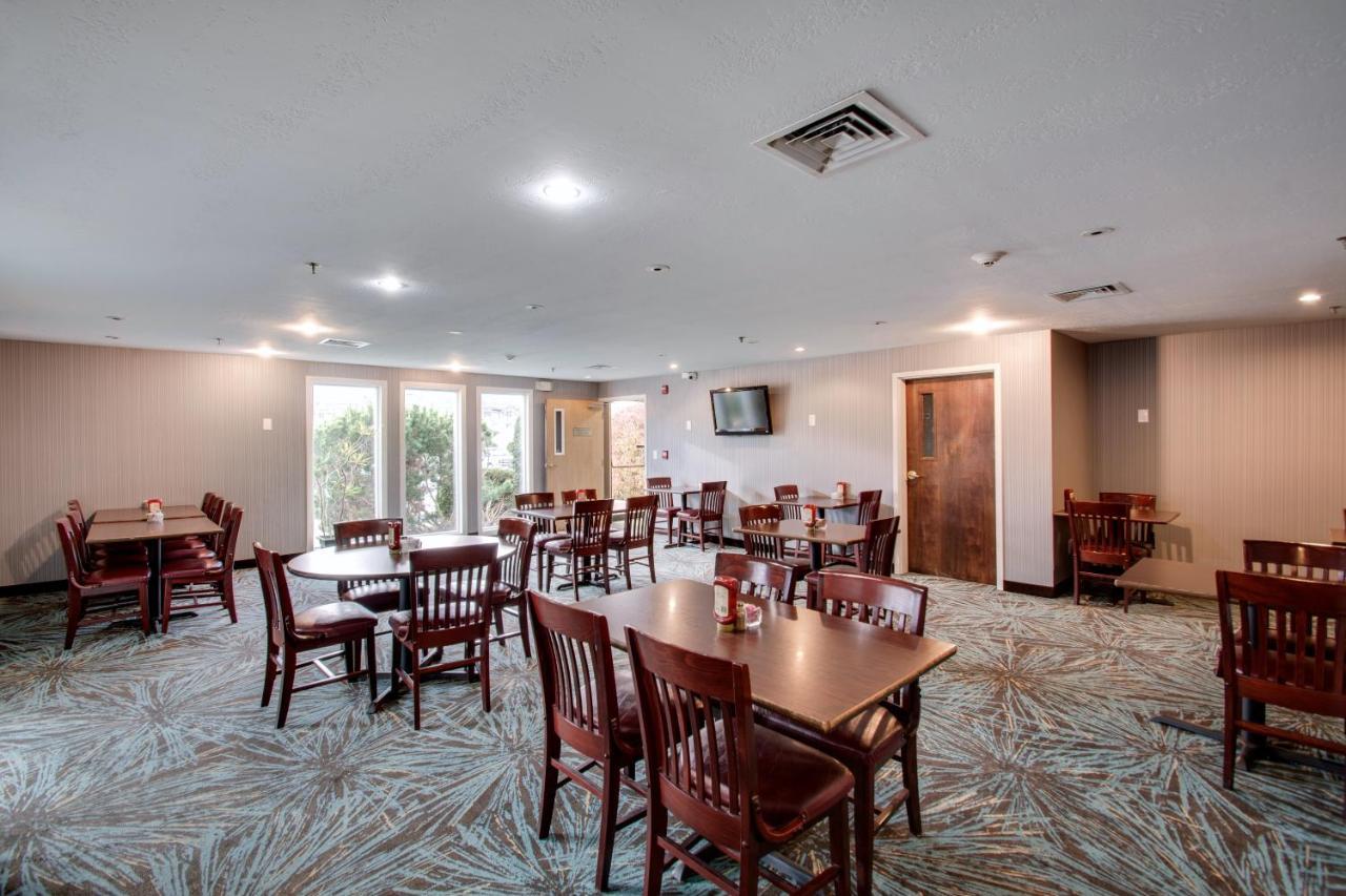 Best Western Plus, The Inn At Hampton Esterno foto