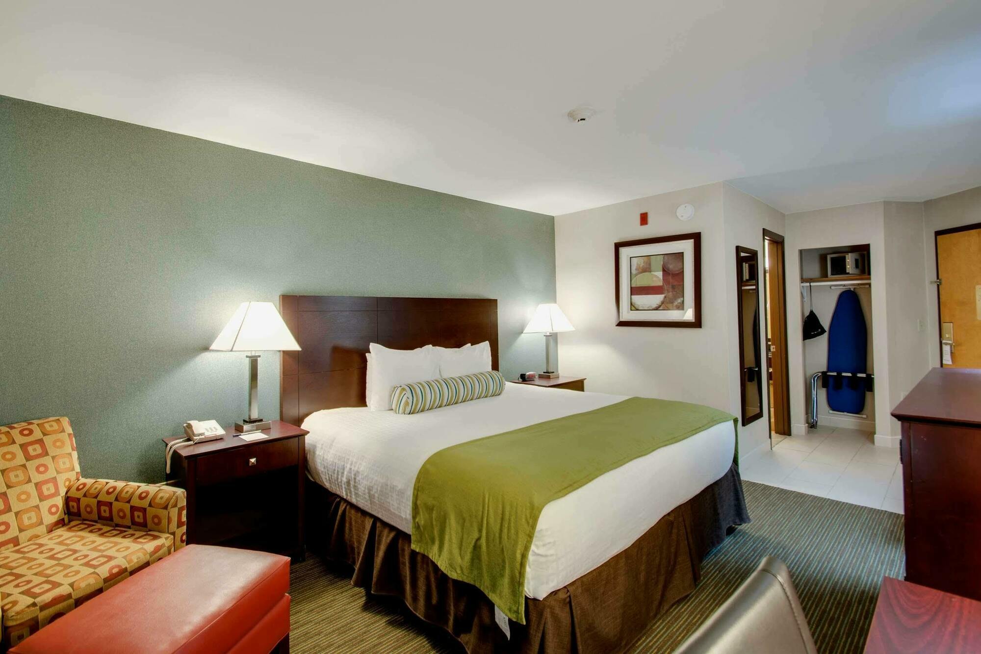 Best Western Plus, The Inn At Hampton Esterno foto